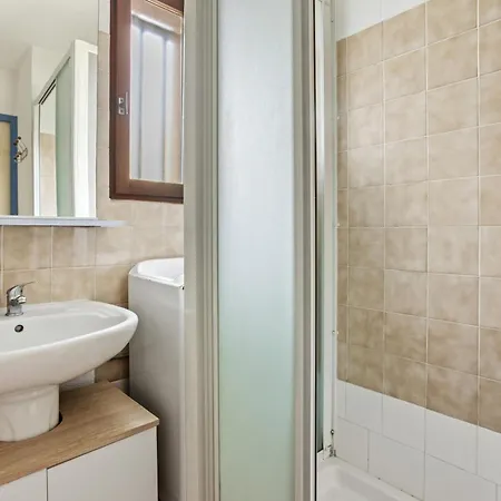 Chene Liege * سانت ماكسيم